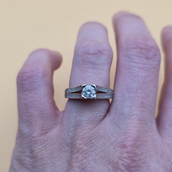 Size 7 Sterling Silver Fancy Design Cubic Zirconia Gems Ring A5867 - Picture 4 of 10